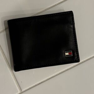 Tommy Hilfiger wallet